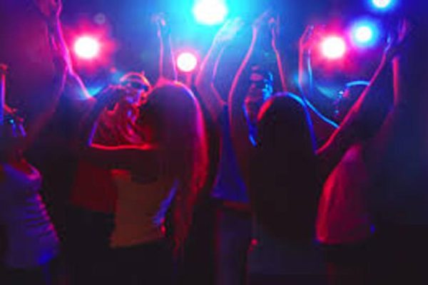 disco.jpg-christmas_lights_80_s_90_s_disco_in_a_laois_heatwave-1